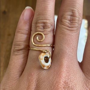 Size 8 gold filled sea shell ring